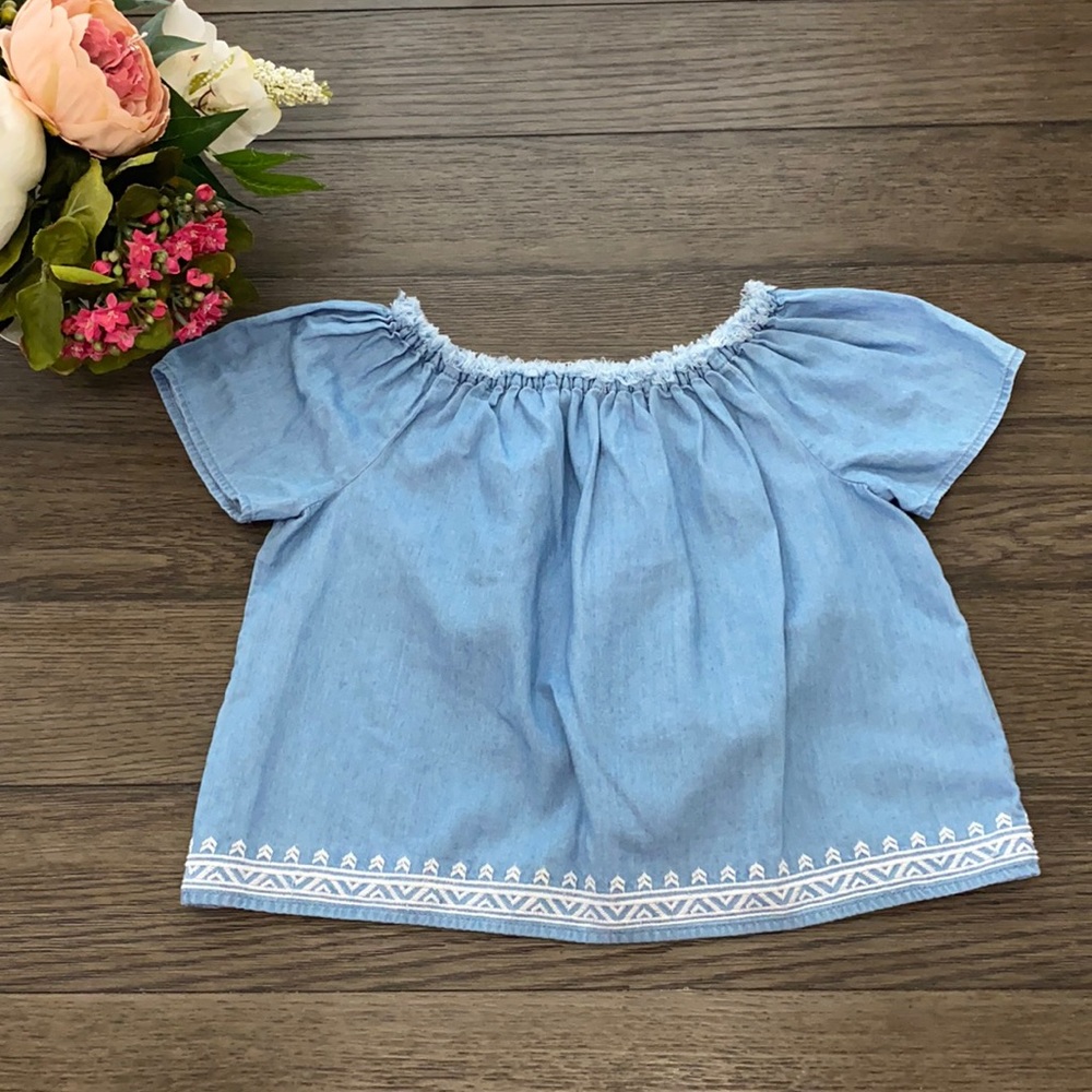 Super cute light denim top Abercrombie Kids